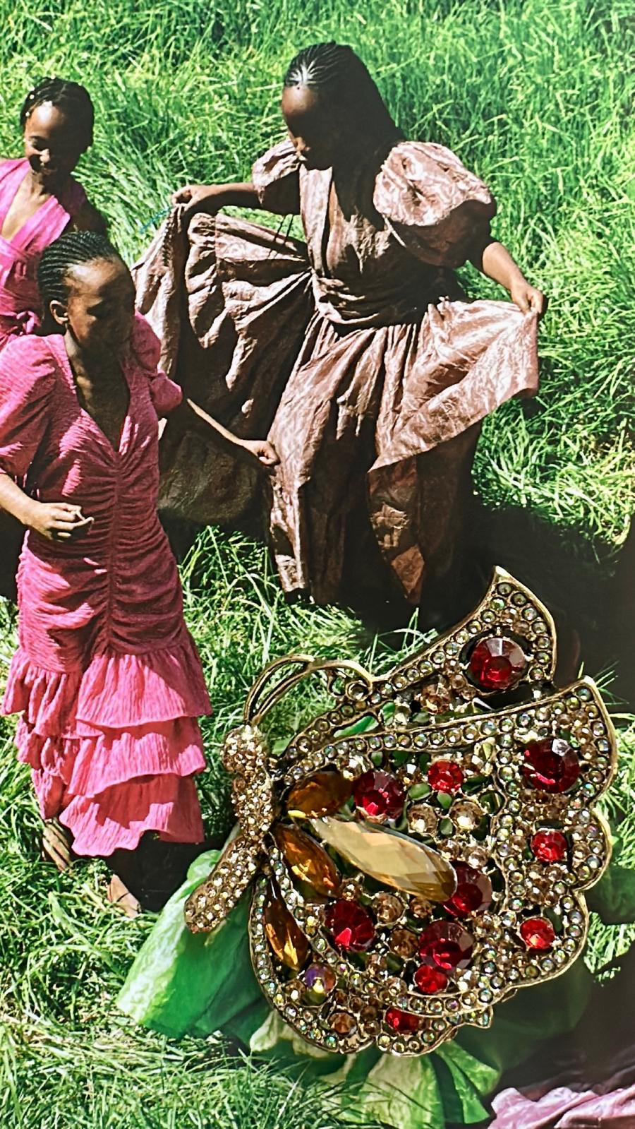 Kırmızı kelebek